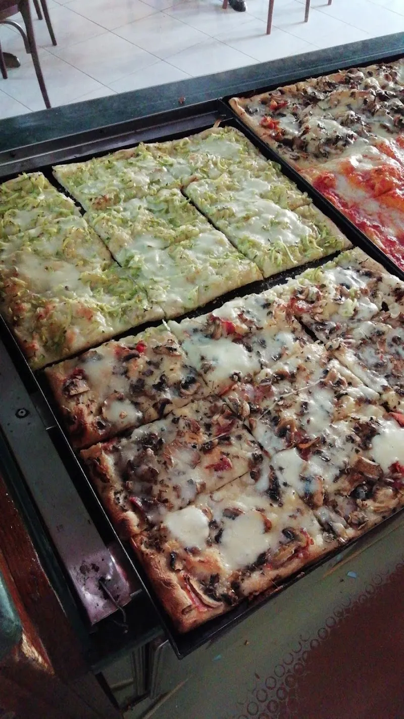 Pizzeria Tre Scalini Di Buschi Marina
