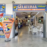 PELLICANO NEROAZZURRO