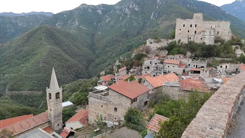 Castelvecchio di Rocca Barbena