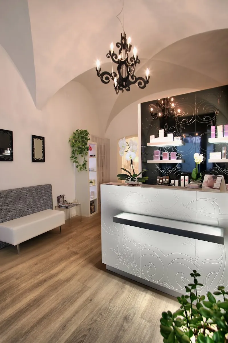 Nuova Estetica di Della Ghelfa Sara