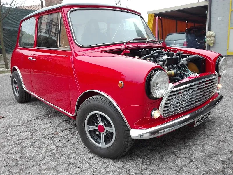 Autocarrozzeria Aurora